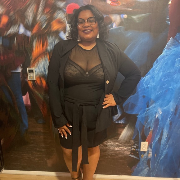 Two piece black blazer set - Picture 3 of 5